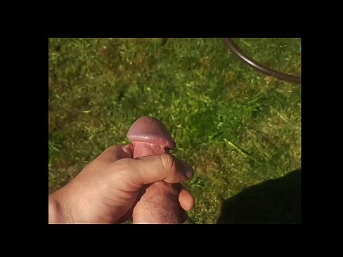 ❤️ A boazona fica com a rata rosa fodida e ejacula com um esguicho num jardim de Verão Sexo vídeo em nós pt.niceporn-tv.ru ❤